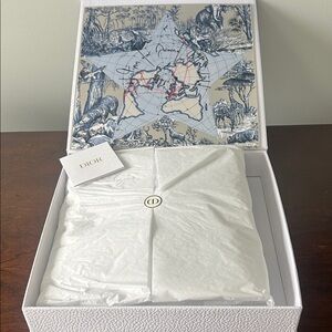 NIB Dior Around the World Puzzle 2024